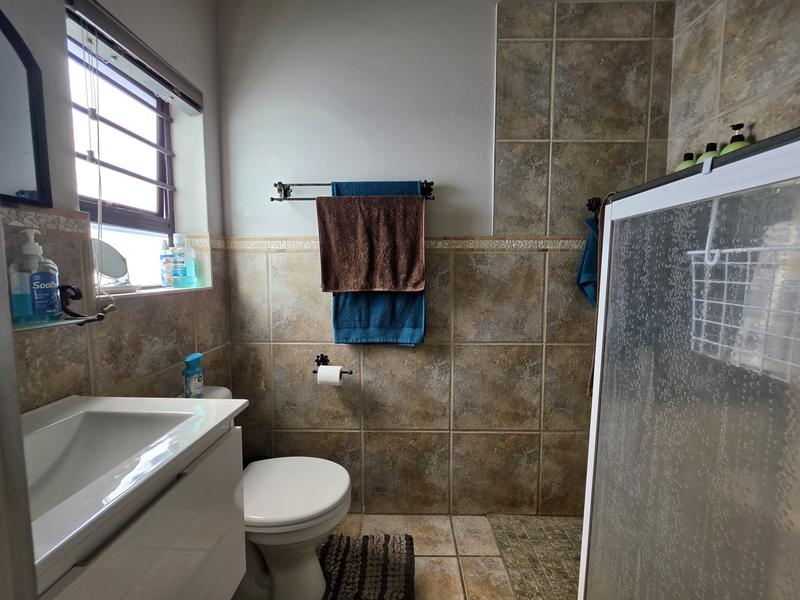 3 Bedroom Property for Sale in Britannia Bay Western Cape